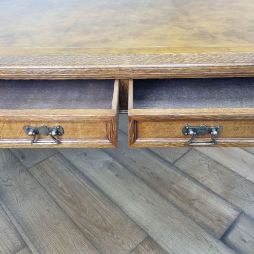 A FINE GOLDEN OAK WRITING TABLE BY JOHNSTONE JEANES CO - ADDITIONAL PHOTO 8