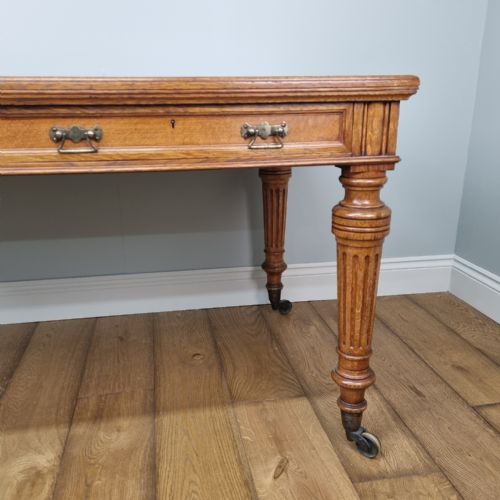 A FINE GOLDEN OAK WRITING TABLE BY JOHNSTONE JEANES CO - ADDITIONAL PHOTO 12