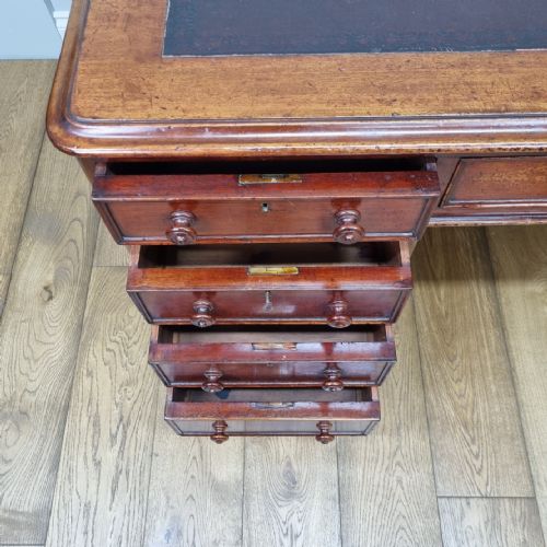 19TH CENTURY 5' X 3' MAHOGANY PEDESTAL DESK UNRESTORED - ADDITIONAL PHOTO 2