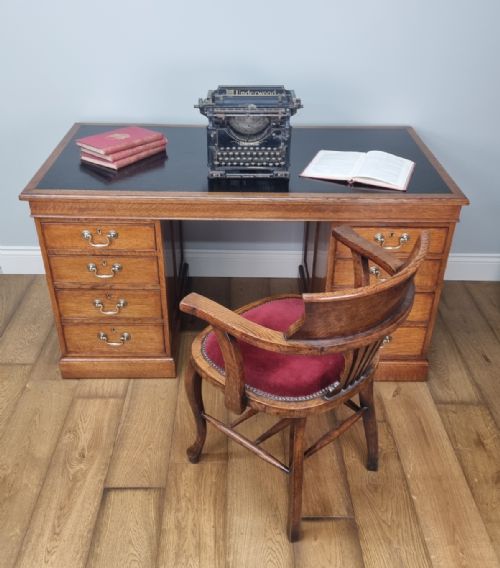 AN AIR MINISTRY OAK PEDESTAL DESK - ADDITIONAL PHOTO 6