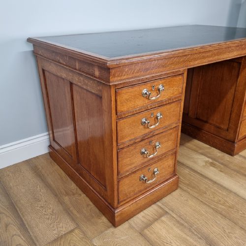 AN AIR MINISTRY OAK PEDESTAL DESK - ADDITIONAL PHOTO 10