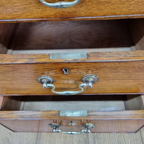 AN AIR MINISTRY OAK PEDESTAL DESK - ADDITIONAL PHOTO 12