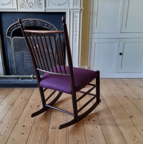 A SHAKER ROCKING CHAIR CIRCA 1890 - ADDITIONAL PHOTO 2