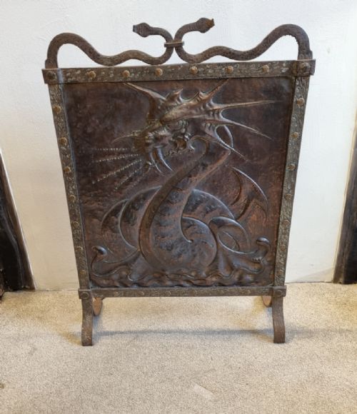 'THE DRAGON' AN IMPRESSIVE ARTS CRAFTS MOVEMENT FIRE SCREEN - ADDITIONAL PHOTO 2
