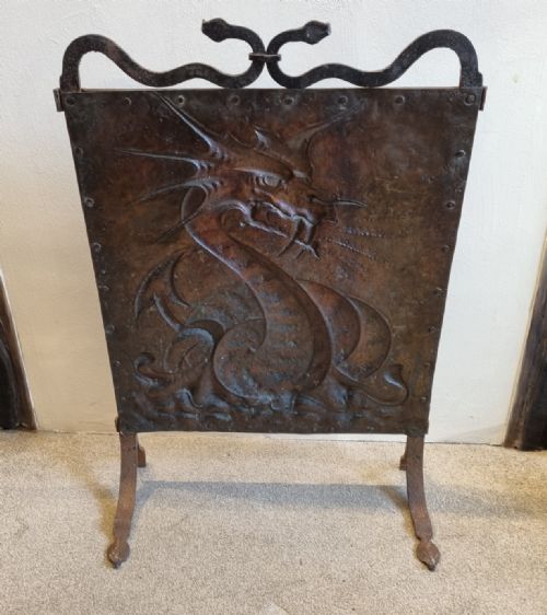 'THE DRAGON' AN IMPRESSIVE ARTS CRAFTS MOVEMENT FIRE SCREEN - ADDITIONAL PHOTO 7