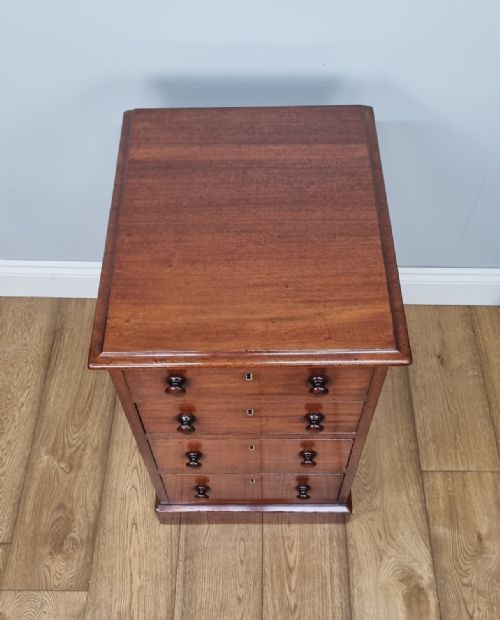 A MATCHED PAIR OF ANTIQUE MAHOGANY PEDESTAL CHESTS WITH AN INTERESTING PAST - ADDITIONAL PHOTO 4