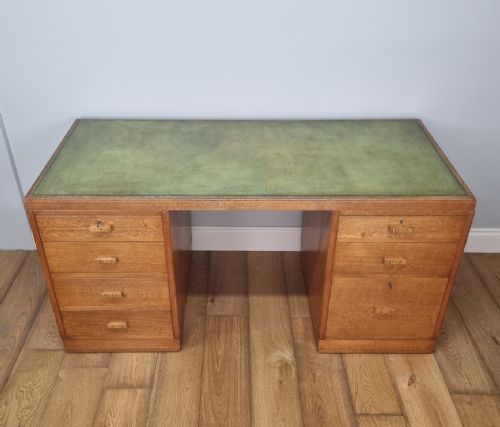A HEALS OF LONDON LIGHT OAK PEDESTAL DESK - ADDITIONAL PHOTO 2