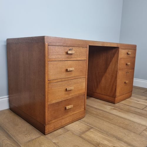 A HEALS OF LONDON LIGHT OAK PEDESTAL DESK - ADDITIONAL PHOTO 11