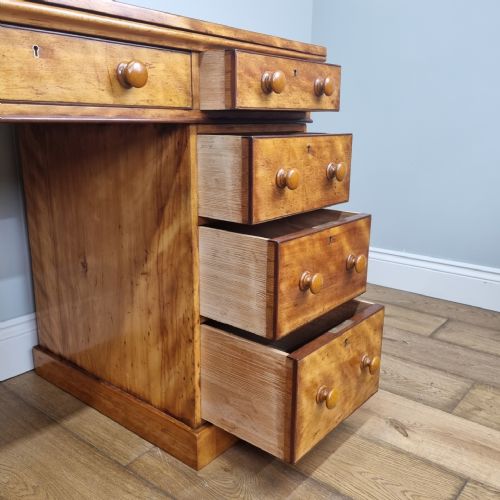 19TH CENTURY SATIN BIRCH PEDESTAL DESK - ADDITIONAL PHOTO 4