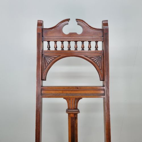 AN ANTIQUE WALNUT DISPLAY EASEL IN THE MANNER OF JAMES SHOOLBRED CO - ADDITIONAL PHOTO 2