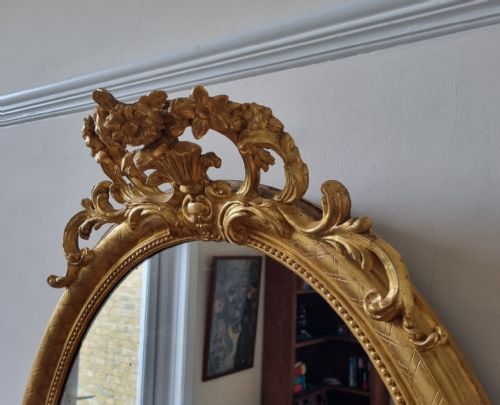 A FINE FRENCH ANTIQUE OVAL GILT MIRROR - ADDITIONAL PHOTO 4