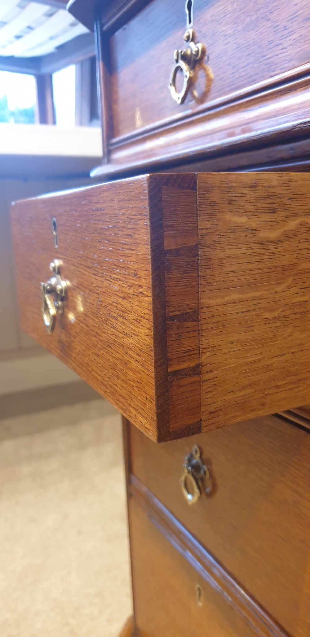 Fine Late 19th Century oak pedestal desk in the Gothic style  View VIII