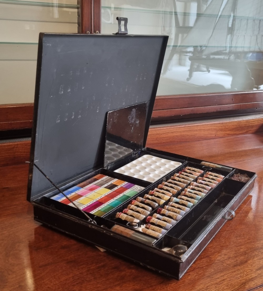 An artist's painting box by Lechertier Barbe & Co. for the decorating of porcelain 