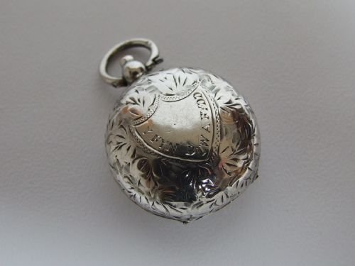 Welsh Interest Silver Sovereign Holder.