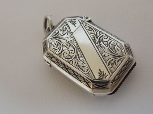 An Unusual Chester Silver Edwardian Silver Vesta.