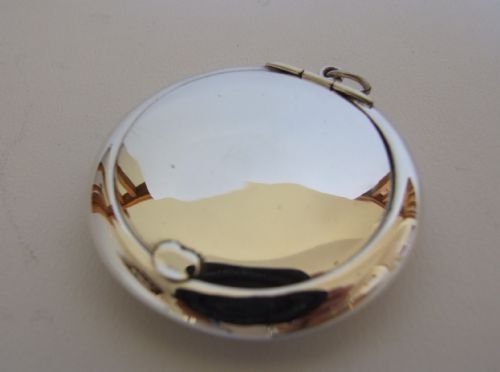 An Elegant First World War Silver Gilt Compact.