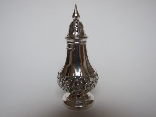 fig 1. An attractive Victorian silver pepper pot, by George Unite.