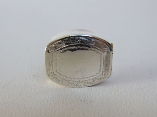 fig 1. A rare Georgian silver patchbox.
