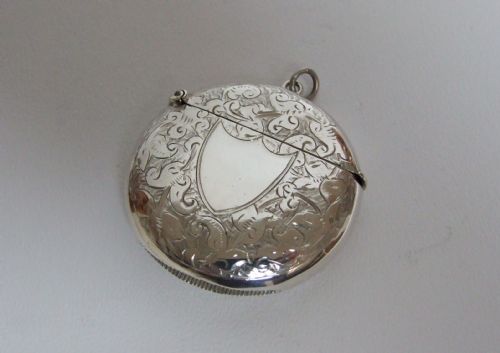A Superb Edwardian Circular Silver Vesta.