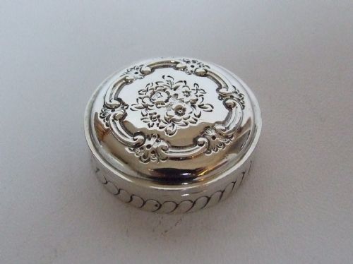 A Good Victorian Silver Gilt Pillbox.