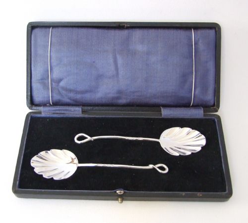A Lovely Pair of Edwardian Silver Whip Handle Boxed Jam and Marmalade Spoons.