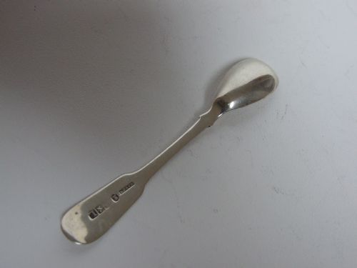 fig 1. A rare Scottish Provincial silver mustard spoon.