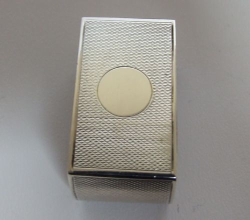 fig 1. A rare set of six boxed silver napkin rings in the Art Deco style.