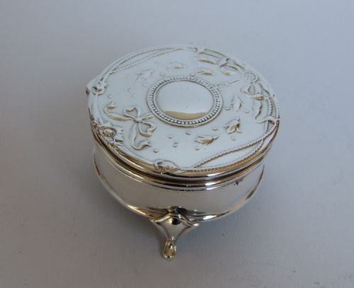 A Charming Edwardian Silver Trinket Box.
