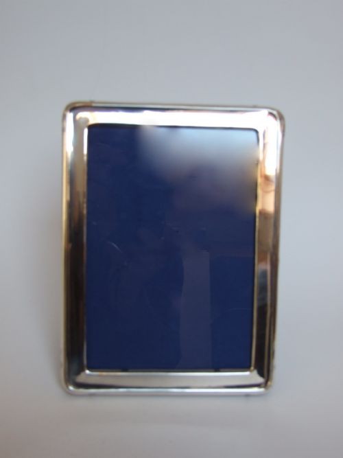 A Useful George V Silver Photo Frame.