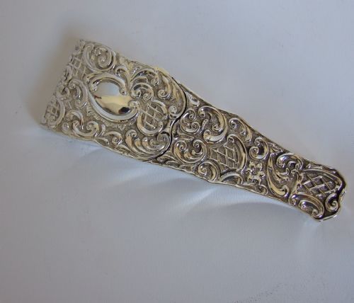 A Fine Victorian Silver Scissor Case.