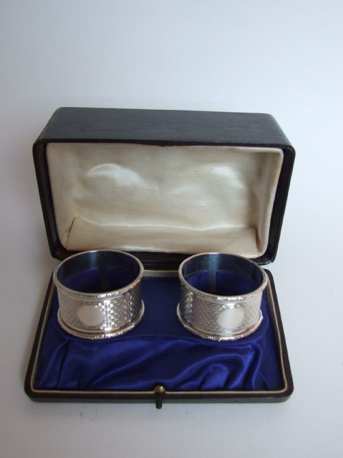 A Handsome Pair of Boxed Edwardian Silver Napkin Rings.