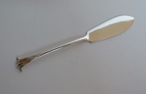A Delightful Onslow Pattern Small Silver Butter Knife.