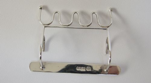 An Interesting Collector's Silver Travelling Jewellery Holder/stand.