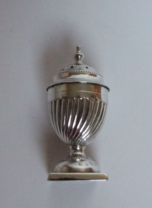An Attractive Small Victorian Silver Pepper Pot.
