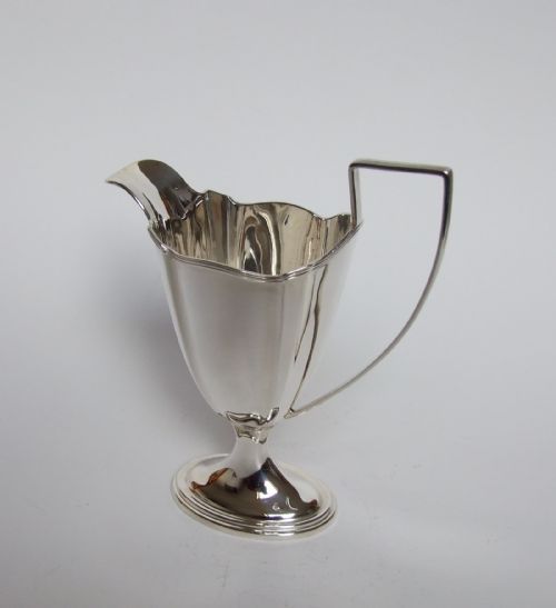 A Good Edwardian Silver Cream Jug.