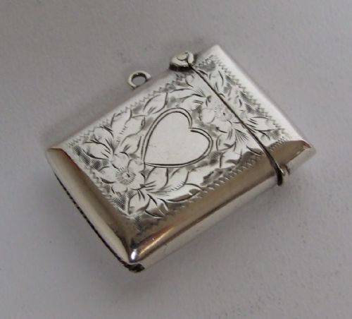 A Charming Edwardian Silver Vesta with Heart Cartouche.
