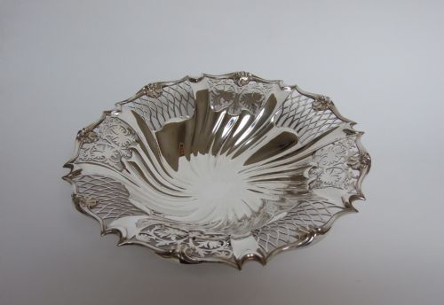 A Wonderful Edwardian Silver Fruit Bowl.