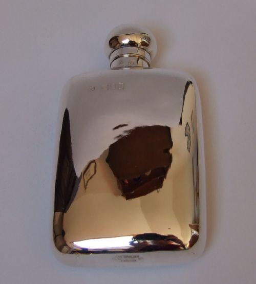 fig 1. A handsome Victorian silver hipflask.