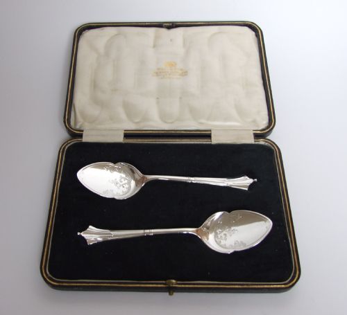 A Superb Pair of Albany Pattern Victorian Silver Ice Cream Spades.