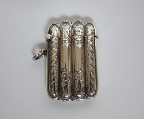 fig 1. A rare Edwardian novelty silver vesta.
