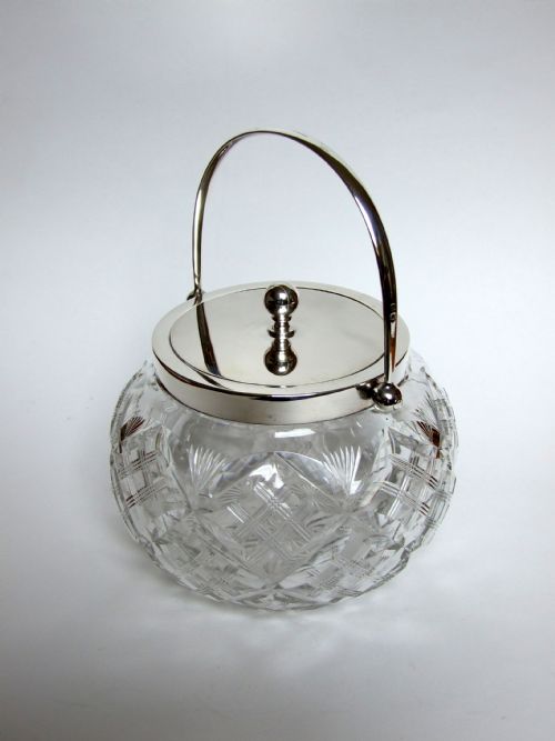 fig 1. A fabulous George V silver mounted biscuit barrel.