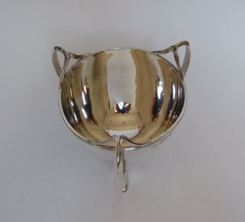 fig 1. A superior quality Art Nouveau silver bowl.