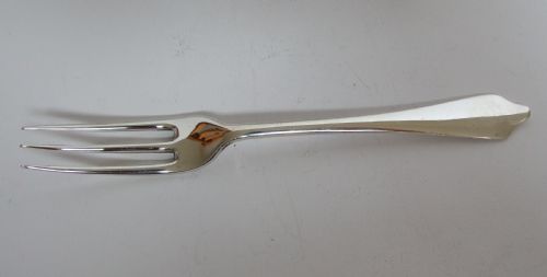 An Unusual Three Pronged Dognose Fork.