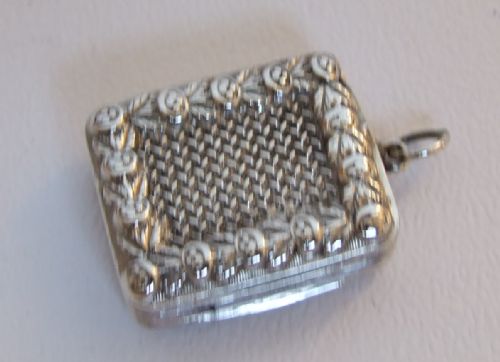 A Stunning Georgian Silver Vinaigrette.