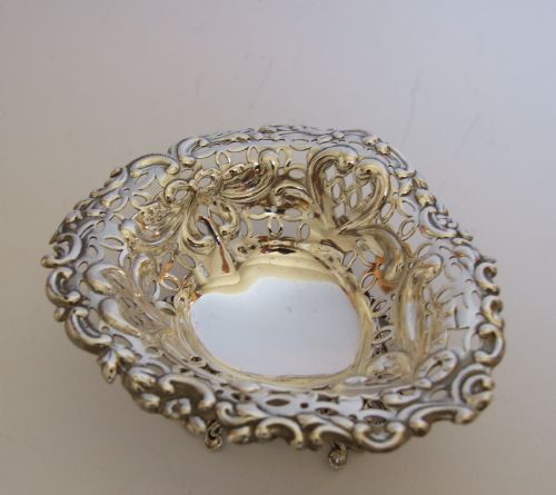 A Quality Victorian Pierced Silver Trinket Bowl.