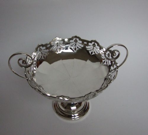 fig 1. A gorgeous Art Nouveau silver pedestal bowl.