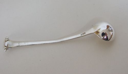 fig 1. A rare Onlsow pattern spice ladle by Hester Bateman.