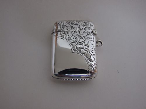 fig 1. A charming Edwardian silver vesta.
