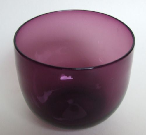 A Fine Early Victorian Amethyst Finger Bowl.