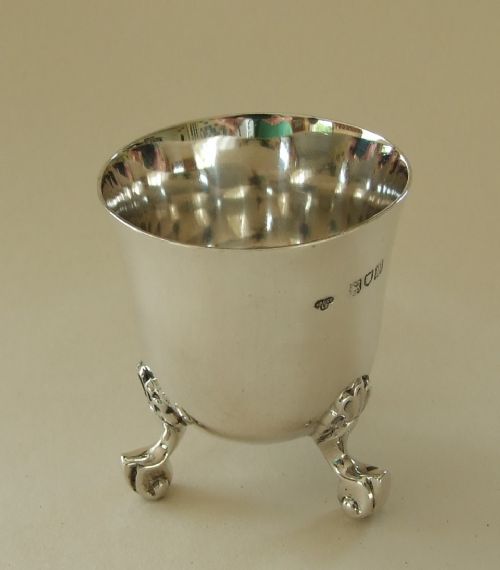 A Good Quality Edwardian Silver Eggcup.
